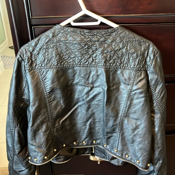Edit by Jeanne Beker moto jacket, size 22 gold/black, option to “zip off length” - Picture 6 of 6